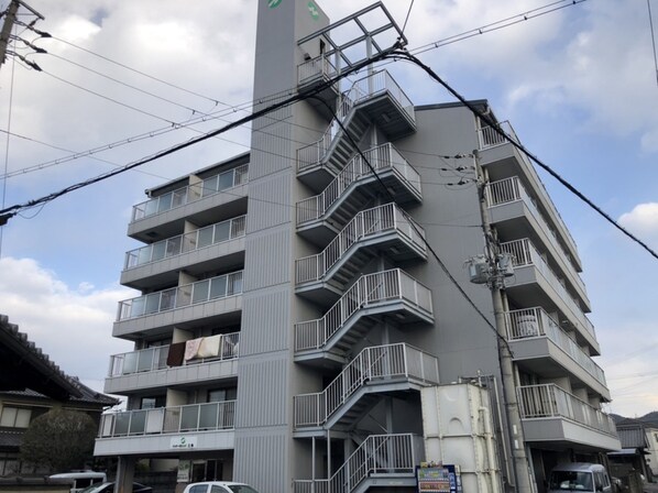 インタービレッジ三条の物件外観写真